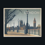 London Postkarte<br><div class="desc">Anderson Design Group ist eine preisgekrönte Illustrations- und Designfirma in Nashville,  Tennessee. Der Gründer Joel Anderson leitet ein Team talentierter Künstler,  um originale Posterkunst zu kreieren,  die wie Vintage Werbedrucke von den 1920er bis 1960er Jahren aussieht.</div>