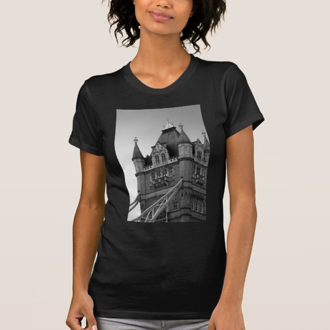 London Tower Bridge Close-up T-Shirt (Vorderseite)