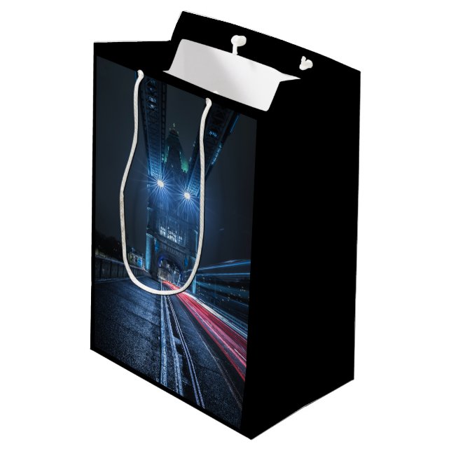 London Tower Bridge Mittlere Geschenktüte (Rückseite Schrägansicht)