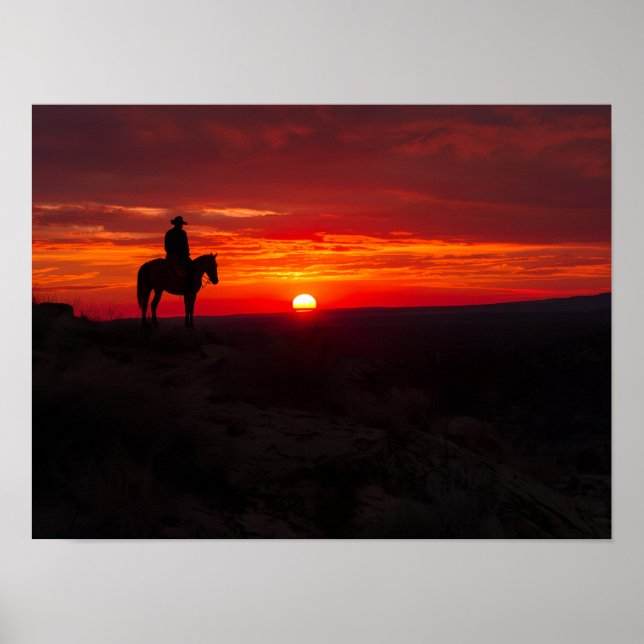 Lone Cowboy Silhouette Dramatic Red Sunset Western Poster (Vorne)