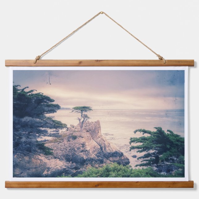 Lone Cypress Pebble Beach Wandteppich Mit Holzrahmen (Vorne)