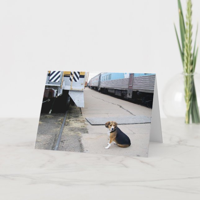 Lonely Beagle Waiting For A Train - Greeting Card Karte (Vorderseite)