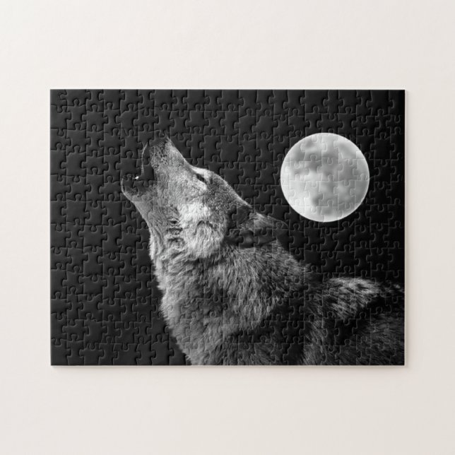 Lonely Grey Wolf & Fullmoon Puzzle (Horizontal)