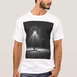 Lonely Streetlampe - Eine faszinierende Holzkohle- T-Shirt