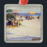 Long Beach (New Yorker Staat) Ornament Aus Metall<br><div class="desc">Dieses Design zeigt ein Gemälde des amerikanischen Impressionisten Edward Henry Potthast (1857-1927). Es zeigt eine Szene am Meer in Long Beach, einer Stadt am Meer im Nassau Landkreis, New York, USA. Familien mit Kindern erholen sich am Strand. Viele Familien entspannen unter Sonnenschirmen, um sich vor der Sonne zu schützen, und...</div>