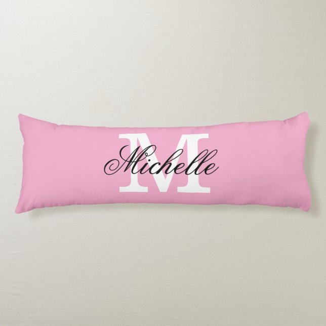 Long pink body pillow with custom monogram seitenschläferkissen (Vorderseite)