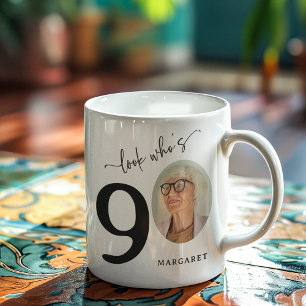 'Look Who's 90' Stilvolle 90. Geburtstag Kaffeetasse
