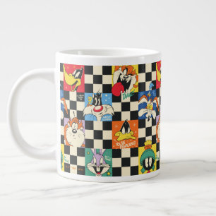 LOONEY TUNES™ Zeichen auf Schwarz/Weiß-Schachbrett Jumbo-Tasse