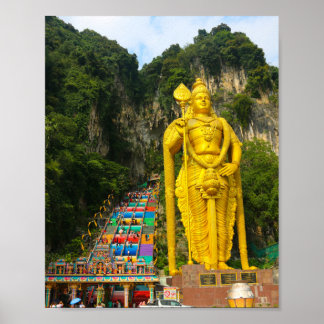 Lord Murugan & Treppe bei Batu Höhlen 2 Poster