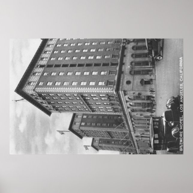 Los Angeles, CA View of Biltmore Hotel Poster (Vorne)