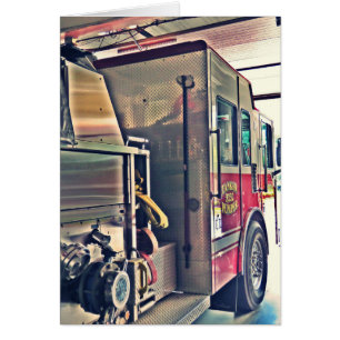 Löschfahrzeug, bereit