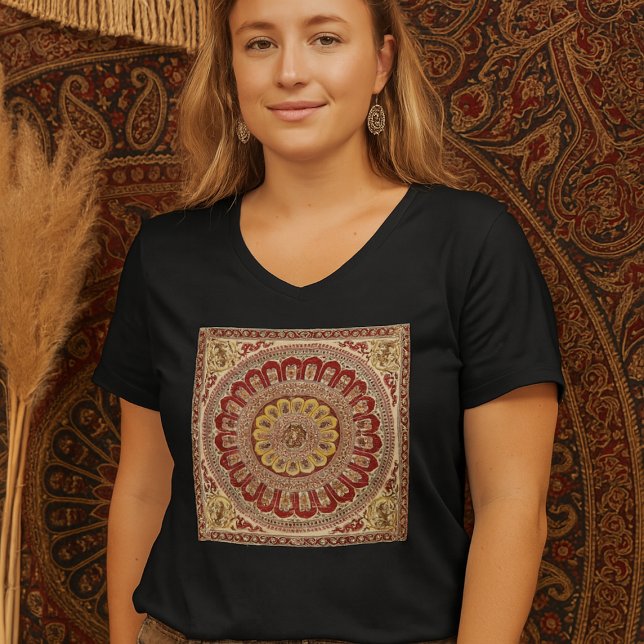 Lotus Blossom Petal aus dem alten Indien Boho T-Shirt (Von Creator hochgeladen)