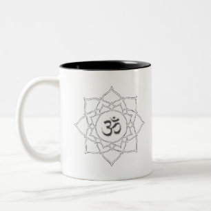 Lotus Blume Om Symbol Zeichnend Zweifarbige Tasse