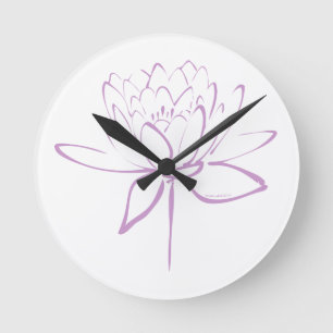 Lotus-Kalligraphie (Lavendel) Runde Wanduhr