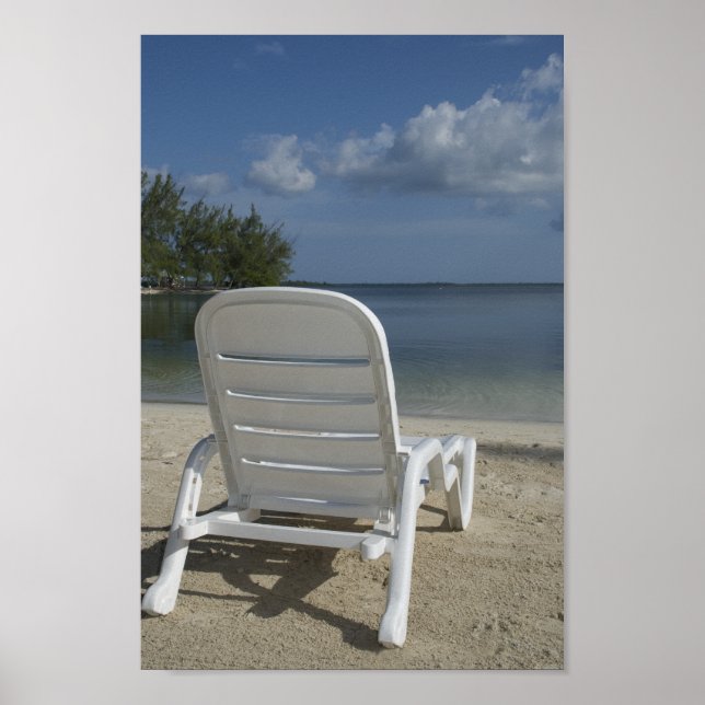 Loungestuhl am Tropical Beach Poster (Vorne)