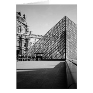 Louvre-Pyramide 2