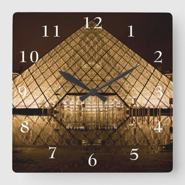 Louvre-Pyramiden Quadratische Wanduhr (Vorderseite)