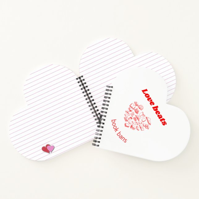 Love beats book bans heart-shaped notebook notizbuch (Innenseite)