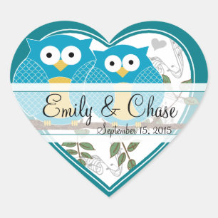 Love Bird Owls sitzen auf einem Zweig-Hochzeitstic Herz-Aufkleber