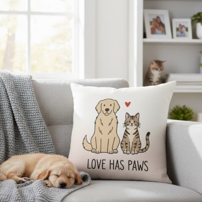Love Has Paws | Cute Minimalist Dog and Cat Illust Kissen (Von Creator hochgeladen)