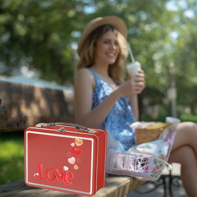 Love & Hearts Personalized Red Metal Lunchbox (Von Creator hochgeladen)
