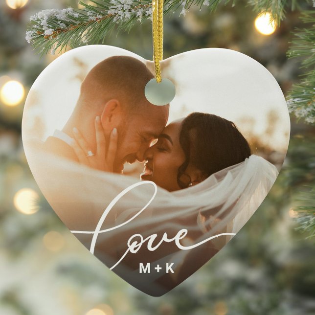 Love in Elegant Script Wedding Photo Keramik Ornament (Von Creator hochgeladen)