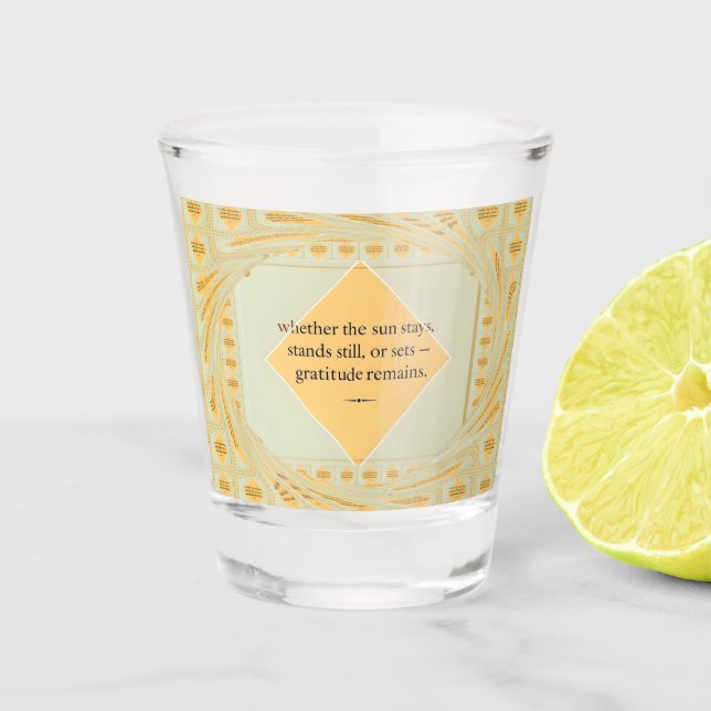 Love & Intention Kollektion | Gratitude Remains™ A Schnapsglas (Vorderseite)