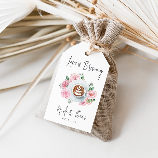 Love Is Brewing Personalized Wedding or Engagement Geschenkanhänger (Von Creator hochgeladen)