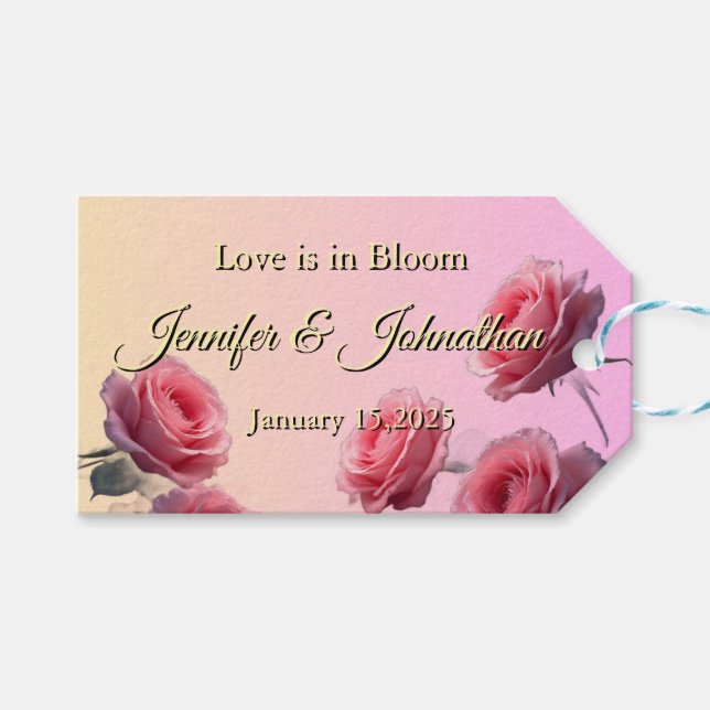 Love is in Bloom Pink Roses Blush Background  Geschenkanhänger (Vorderseite (Horizontal))
