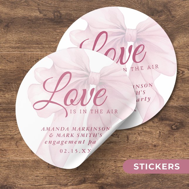 Love Is In The Air Mauve Pink Bow Engagement Runder Aufkleber (Von Creator hochgeladen)