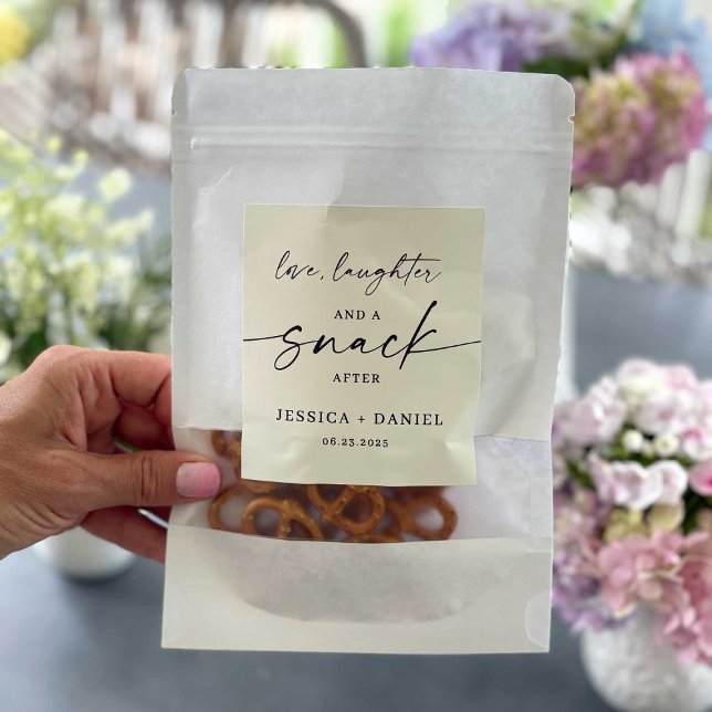 Love, Laughter and a Snack After Label Stickers Weinetikett (Von Creator hochgeladen)