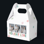 Love Lines Holiday Party Fevor Box Geschenkschachtel<br><div class="desc">Vielen Dank an Ihre Gäste mit stilvollen,  personalisierten Gefälligkeitsboxen! Alle Text- und Hintergrundfarben sind vollständig editierbar. Klicken Sie auf den Button "Personalisieren",  um weitere Anpassungen vorzunehmen,  oder kontaktieren Sie uns,  wenn Sie Hilfe bei der Anpassung benötigen. Entsprechende Artikel und Designs finden Sie auf unserer Website unter www.berryberrysweet.com</div>