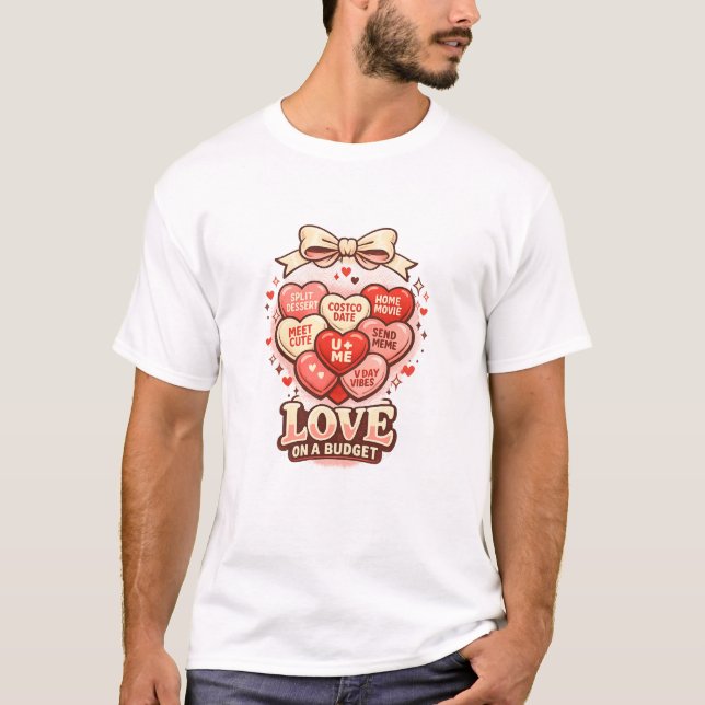 Love On A Budget Coquette Valentine Tee | Bow + Co (Vorderseite)