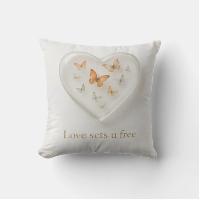 Love Sets You Free Butterfly Heart Pillow Kissen (Vorderseite)