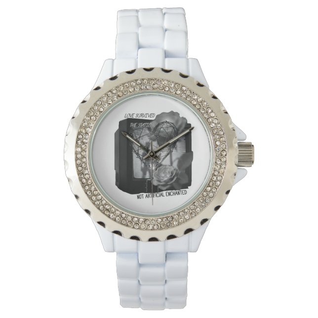 Love Survived the Static Armbanduhr (Vorderseite)