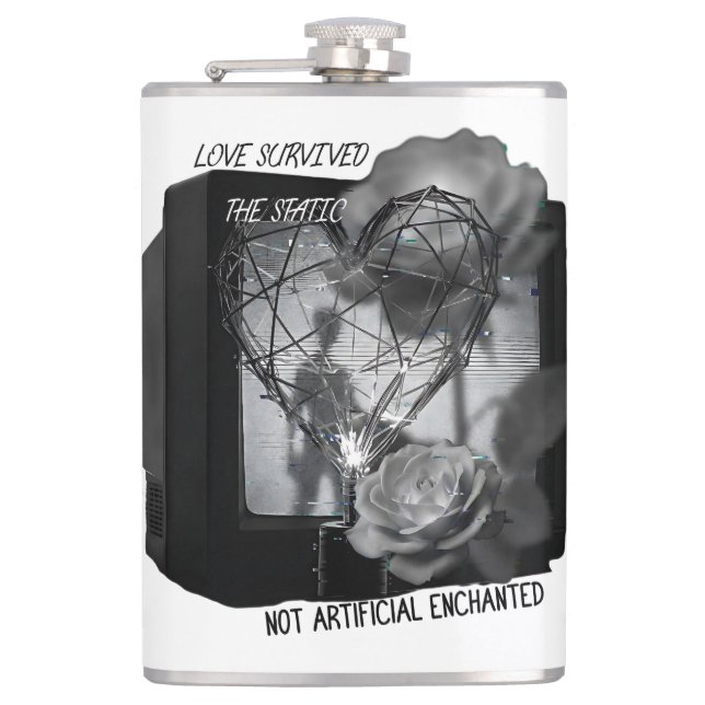 Love Survived the Static Flachmann (Vorderseite)