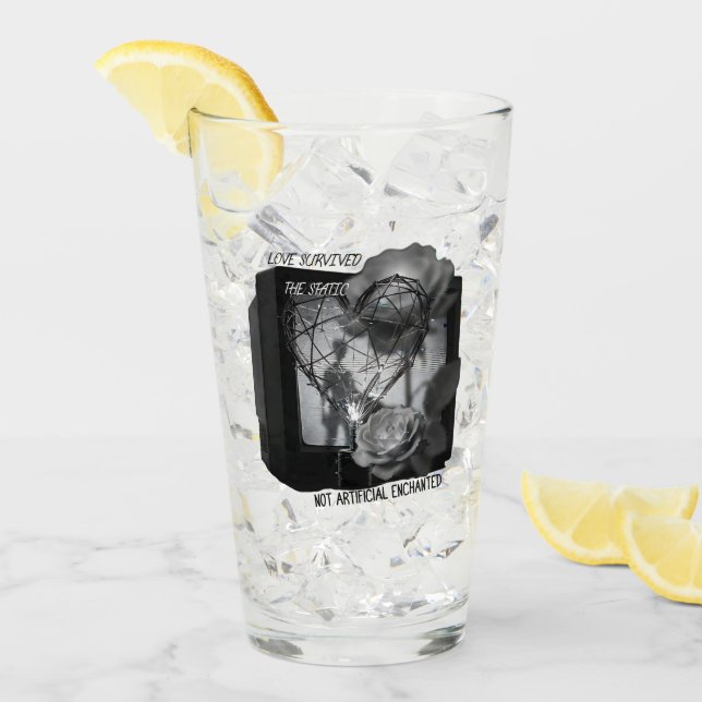 Love Survived the Static Glas (Vorderseite Ice)
