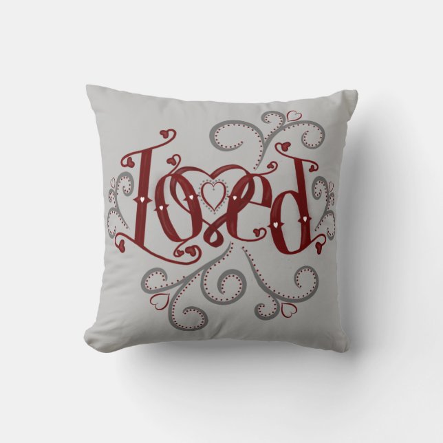 Loved Cushion Kissen (Vorderseite)