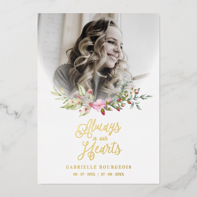 Loved One Woman In Memoriam Funeral Pink Wreath Folieneinladung (Vorderseite)