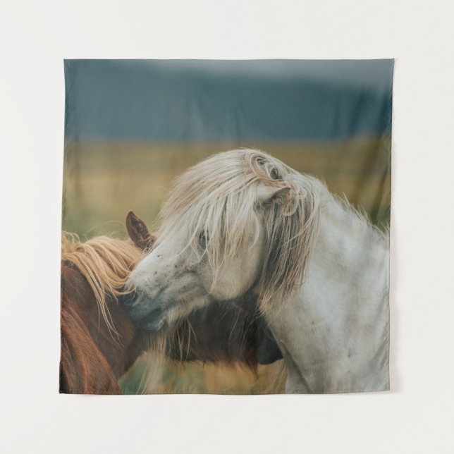 LOVELY HORSE COUPLE WANDTEPPICH (Vorderseite)