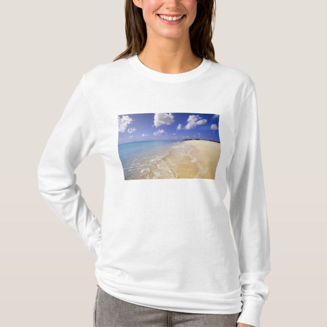Low Bay Beach, Barbuda, Antigua T-Shirt (Vorderseite)