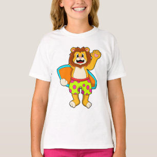 Löwe als Surfer mit Surfbrett T-Shirt