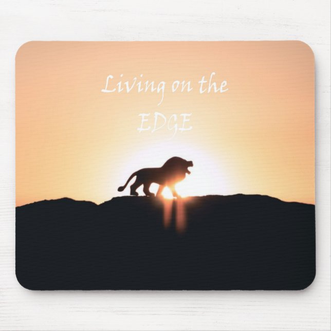 Löwe bei Sonnenuntergang Leben auf der EDGE Mousepad (Vorne)