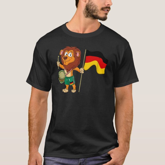 Löwe mit der deutschen Flagge T-Shirt (Vorderseite)
