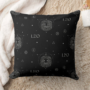 Löwe-Zodiak-Muster in Schwarz und Weiß Kissen