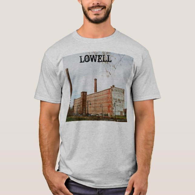 Lowell Massachusetts Mill Gebäude T-Shirt (Vorderseite)