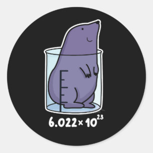 Löwenäquivalent Sonnenloch in einem Becherpun Dark Runder Aufkleber