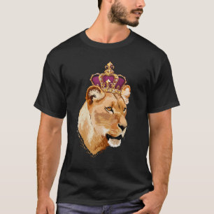 Löwenkönigin Großkatze Gekrönte Löwin Familie T-Shirt
