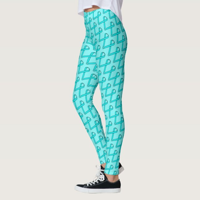 Lt Blue / Aquamarin Standard Ribbon von Kenneth Yo Leggings (Links)