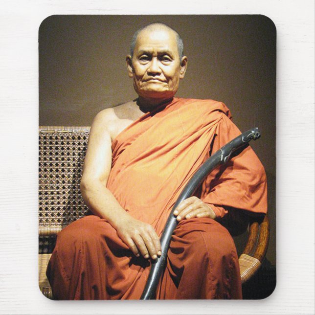 Luang Poo Cha Subhaddho ... Buddhistischer Mönch Mousepad (Vorne)